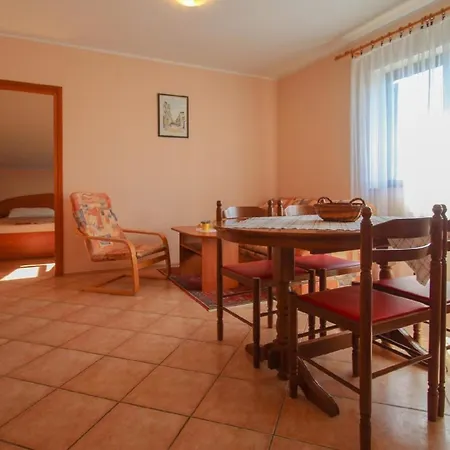 Ferienwohnung Fur 5 Personen Ca 60 Qm In Novigrad, Istrien Istrische Riviera - B60597